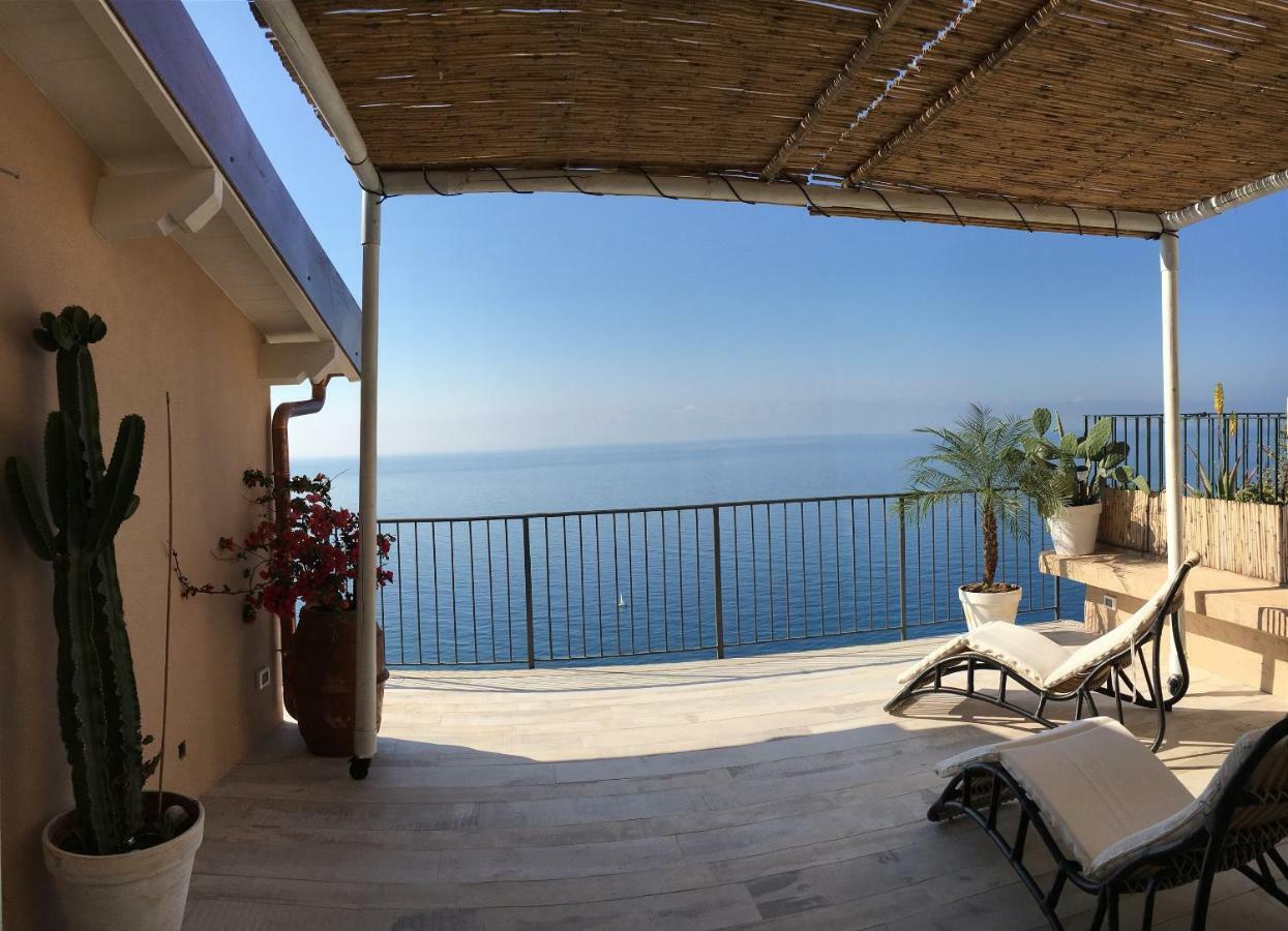 House In Grimaldi. Spectacular View Over The French Riviera! Гримальди Экстерьер фото